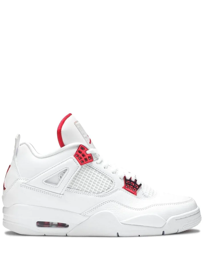 Air Jordan 4 Retro "Metallic Pack - University Red"