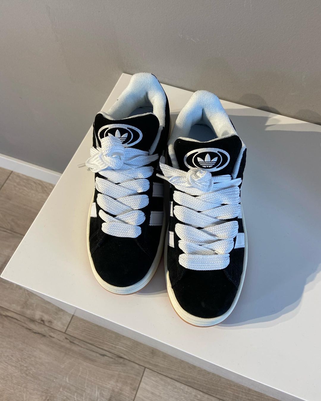 Campus 00s (Black / White) - Image 3